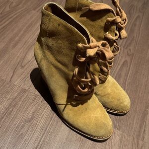 Kate spade Tan Suede Ankle Boots